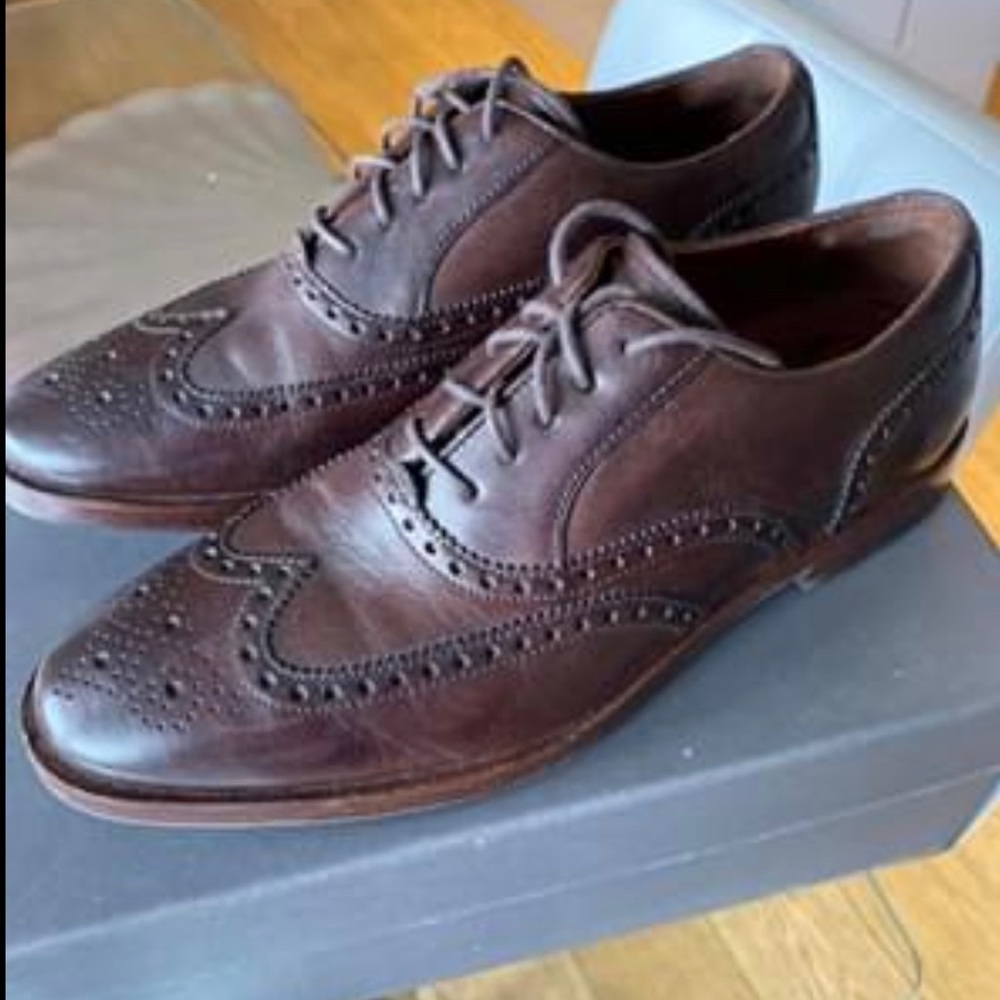Brown shoes Cole Hann